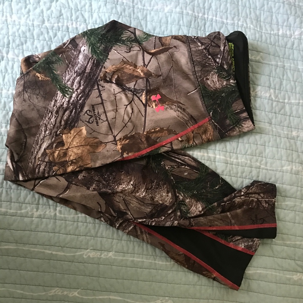 UA cold gear pants